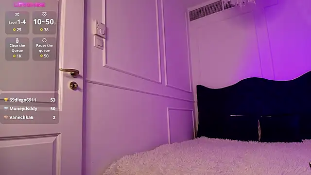 horny blondiee online show from 02.07.25