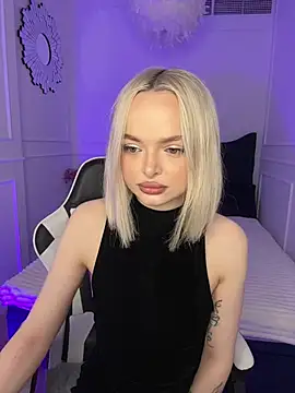 horny blondiee online show from 03.06.25