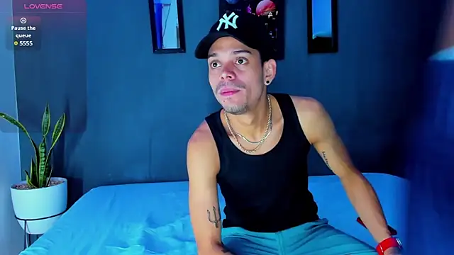 Friendsofeverything  online show from 02.04.25