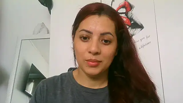 Snapshot of Anne_kis chatting on 01.13.25 Anne kis online show from 01.13.25