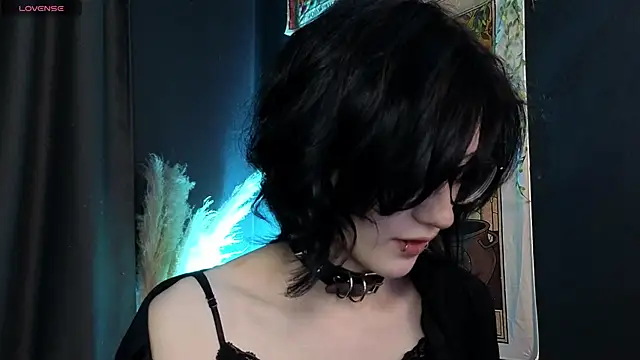 dark vamp  online show from 12.05.24