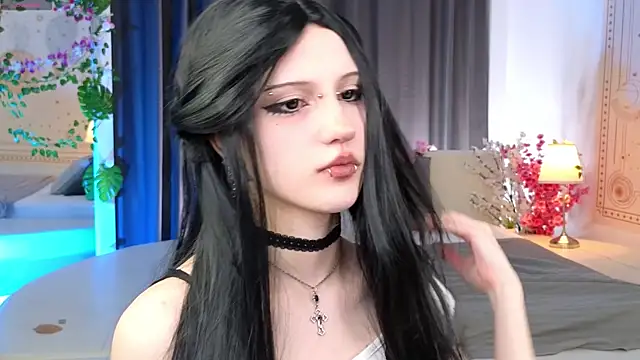 dark vamp  online show from 03.04.25