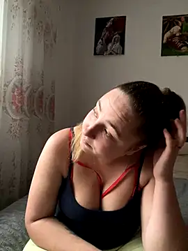 Joannakiss online show from 11.13.25