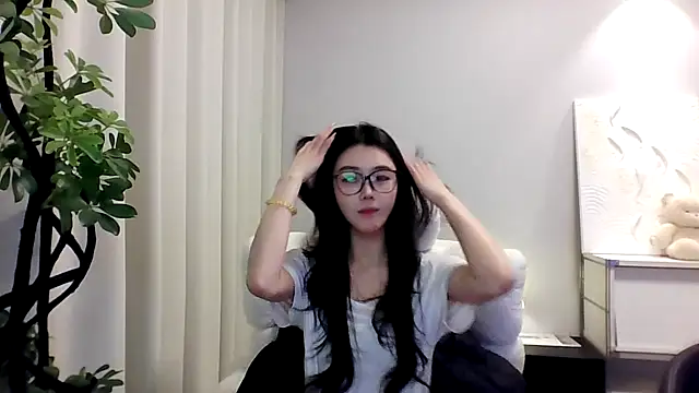 xiaxia-baby  online show from 02.03.26