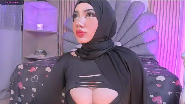 Snapshot of Amaltea chatting on 03.22.26 Amaltea online show from 03.22.26