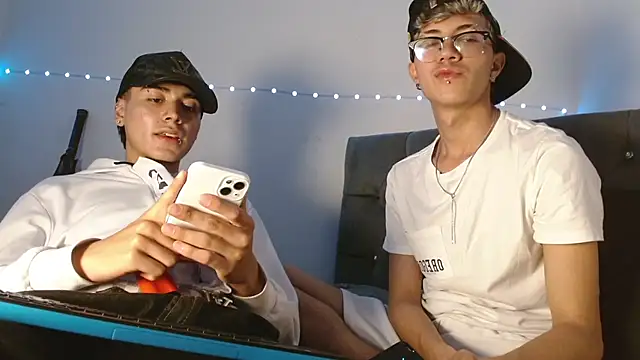 Snapshot of Im_juanda chatting on 03.12.25 Im juanda online show from 03.12.25