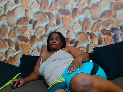 Snapshot of AfricanBigAssxx98 chatting on 03.07.25 AfricanBigAssxx98 online show from 03.07.25