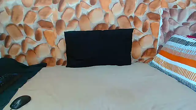 Snapshot of AfricanBigAssxx98 chatting on 10.21.25 AfricanBigAssxx98 online show from 10.21.25