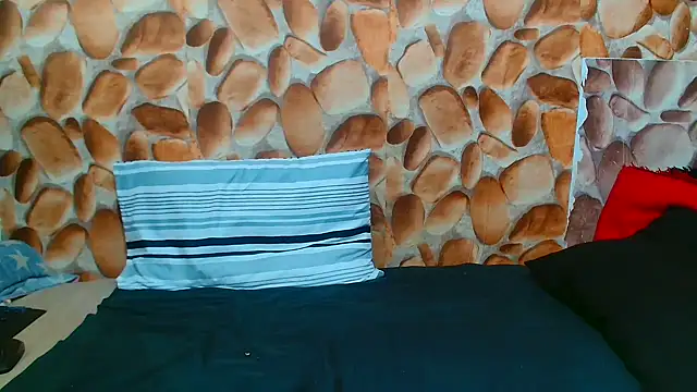 Snapshot of AfricanBigAssxx98 chatting on 10.23.25 AfricanBigAssxx98 online show from 10.23.25