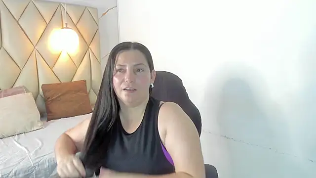 Snapshot of angelswets chatting on 07.22.26 angelswets online show from 07.22.26