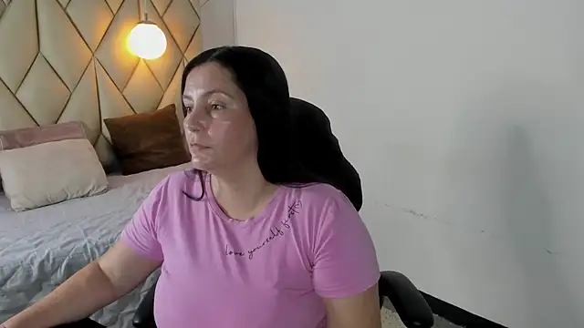 Snapshot of angelswets chatting on 07.26.26 angelswets online show from 07.26.26