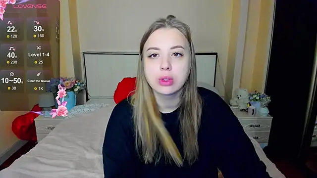 Snapshot of AlexissM chatting on 11.05.25 AlexissM online show from 11.05.25