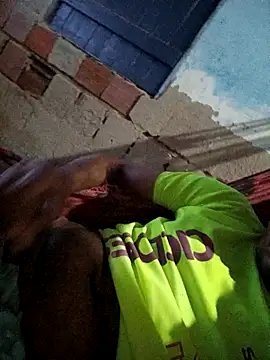 Snapshot of 68_Toni chatting on 10.19.25 68 Toni online show from 10.19.25