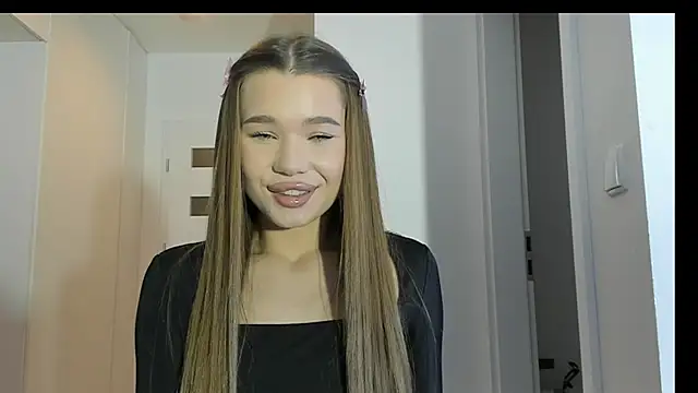 Snapshot of predatory_fury chatting on 01.05.25 predatory fury online show from 01.05.25