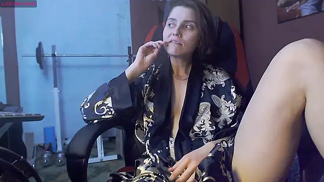 Snapshot of womanstrong78 chatting on 01.31.25 womanstrong78 online show from 01.31.25