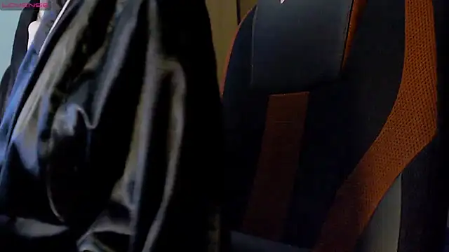 Snapshot of womanstrong78 chatting on 03.03.25 womanstrong78 online show from 03.03.25