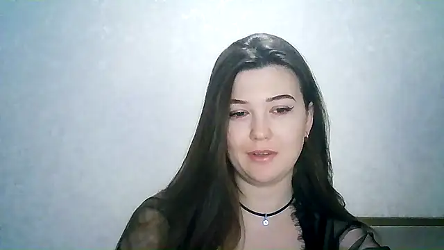 Snapshot of SeductiveTati chatting on 12.10.24 SeductiveTati online show from 12.10.24