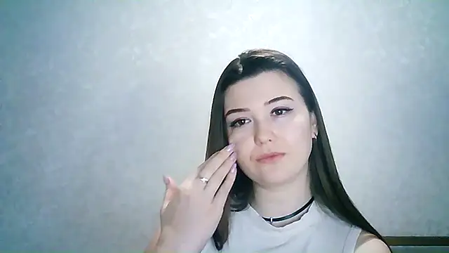 Snapshot of SeductiveTati chatting on 12.24.24 SeductiveTati online show from 12.24.24