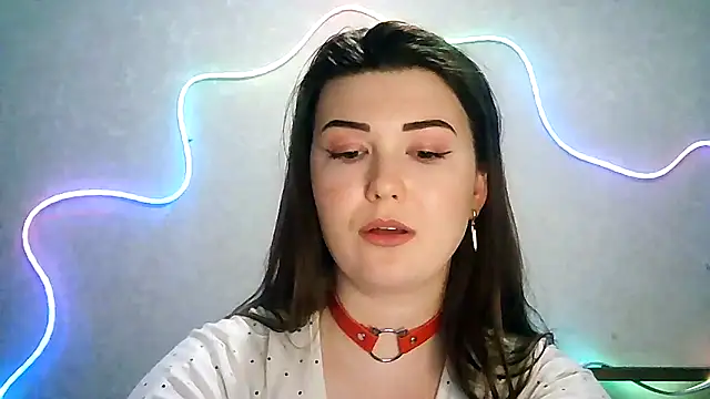 Snapshot of SeductiveTati chatting on 09.14.25 SeductiveTati online show from 09.14.25