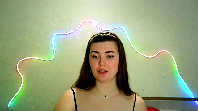 Snapshot of SeductiveTati chatting on 11.02.25 SeductiveTati online show from 11.02.25