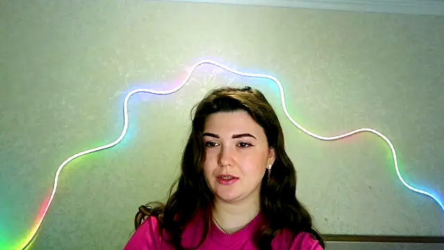 Snapshot of SeductiveTati chatting on 11.29.25 SeductiveTati online show from 11.29.25