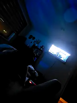 Snapshot of couplelti2 chatting on 01.25.25 couplelti2 online show from 01.25.25