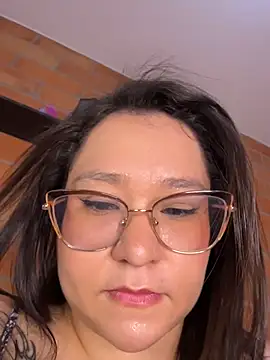 CinnamonCookiez online show from 07.25.26