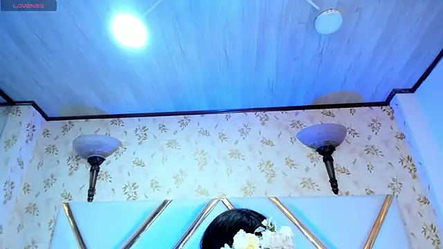 LaurenHu online show from 03.22.25