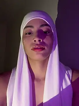 Snapshot of jhalila chatting on 10.10.25 jhalila online show from 10.10.25