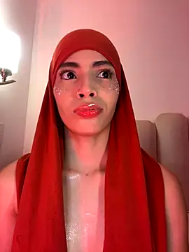 Snapshot of jhalila chatting on 11.13.25 jhalila online show from 11.13.25