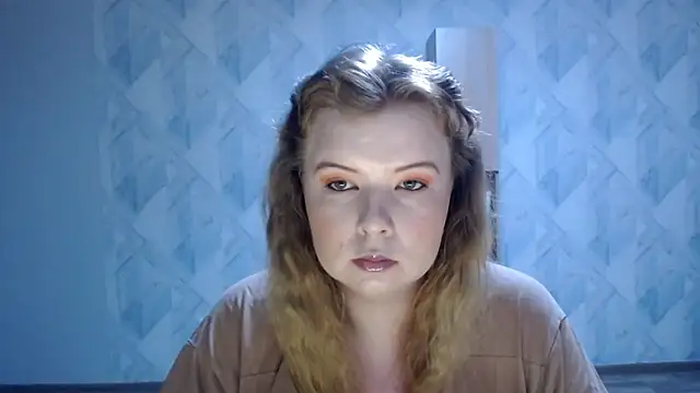 Snapshot of Melina_Hot9 chatting on 06.25.26 Melina Hot9 online show from 06.25.26