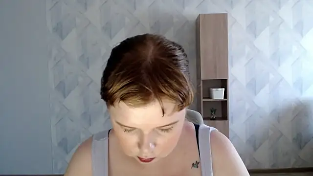 Snapshot of Melina_Hot9 chatting on 07.10.26 Melina Hot9 online show from 07.10.26