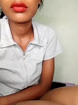 Snapshot of Angalpriya_1 chatting on 12.17.24 Angalpriya 1 online show from 12.17.24