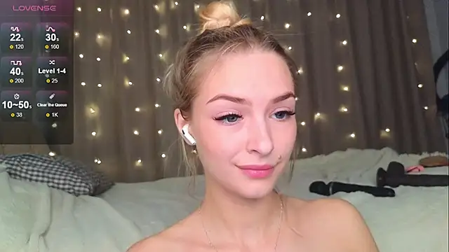 Soft Eva online show from 01.16.25