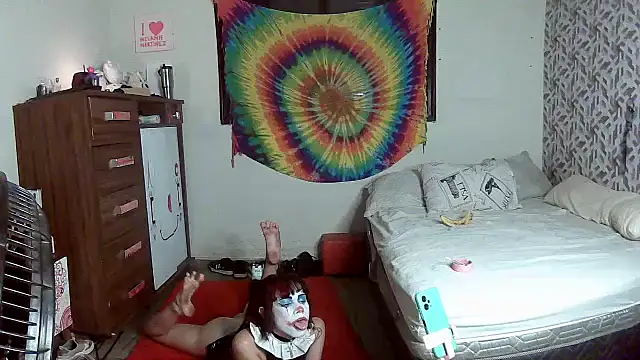 Liv Alt online show from 03.17.26