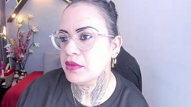 Snapshot of brigittemiller chatting on 05.29.26 brigittemiller online show from 05.29.26