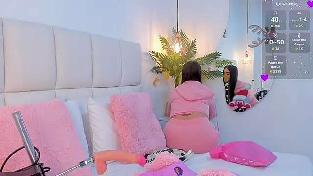 zoe rivers online show from 12.20.25