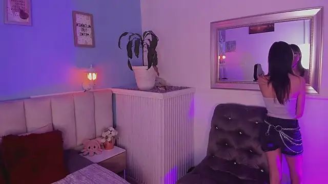 Snapshot of dayanne07 chatting on 12.13.24 dayanne07 online show from 12.13.24