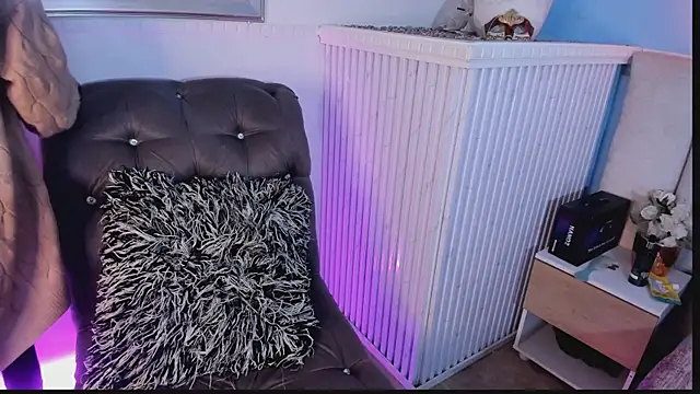 Snapshot of dayanne07 chatting on 01.22.25 dayanne07 online show from 01.22.25