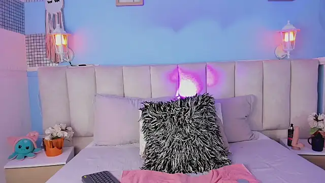 Snapshot of dayanne07 chatting on 02.12.25 dayanne07 online show from 02.12.25