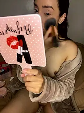 Snapshot of LianaRivera chatting on 12.02.24 LianaRivera online show from 12.02.24