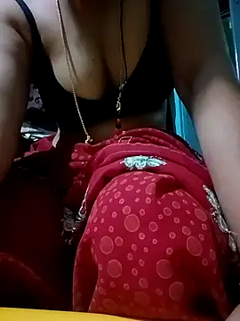 Snapshot of gunjan22 chatting on 01.04.25 gunjan22 online show from 01.04.25