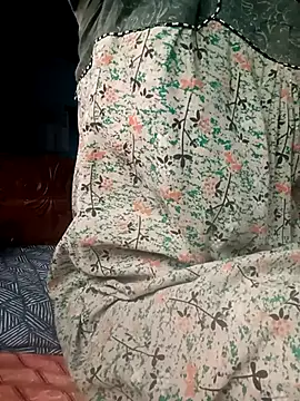 Snapshot of gunjan22 chatting on 03.12.25 gunjan22 online show from 03.12.25