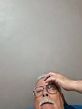 NawtyB1965 online show from 09.27.25