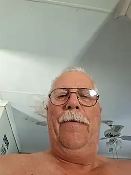 Snapshot of NawtyB1965 chatting on 02.21.26 NawtyB1965 online show from 02.21.26