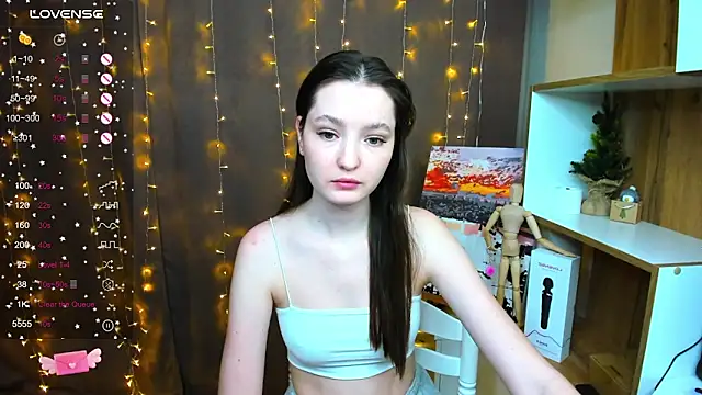 Fairyy Moon online show from 12.15.24