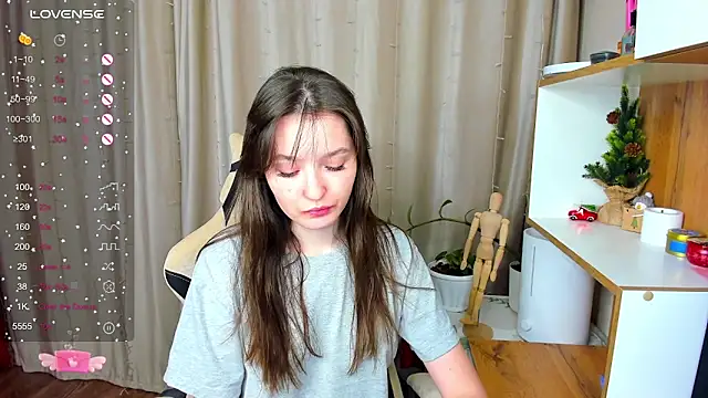 Fairyy Moon online show from 01.17.25