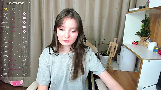 Fairyy Moon online show from 01.17.25