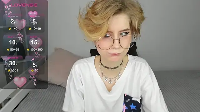 Angel Jules online show from 02.24.25