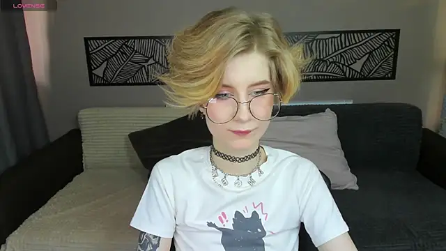 Angel Jules online show from 03.20.25